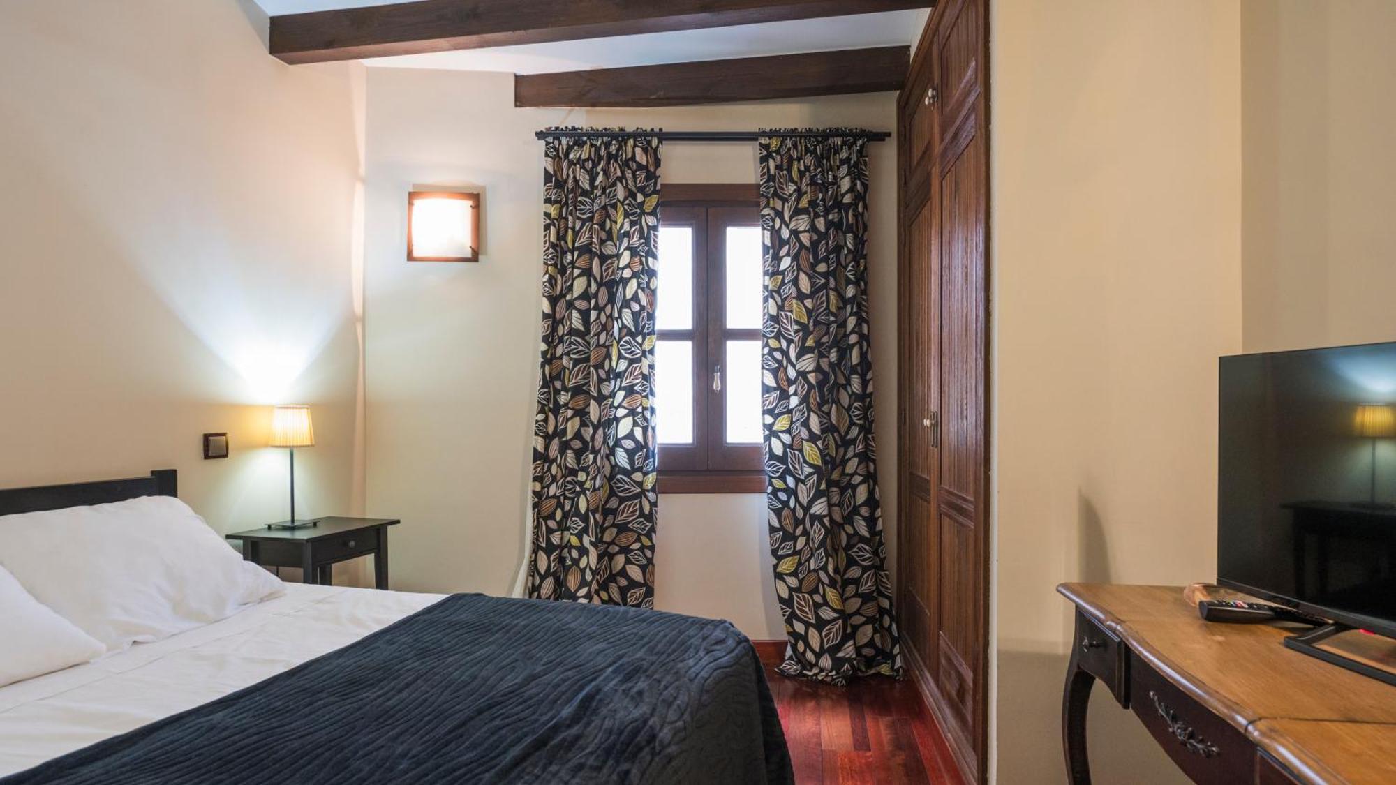 Apartamentos Las Teresitas Junto A La Catedral Toledo Værelse billede