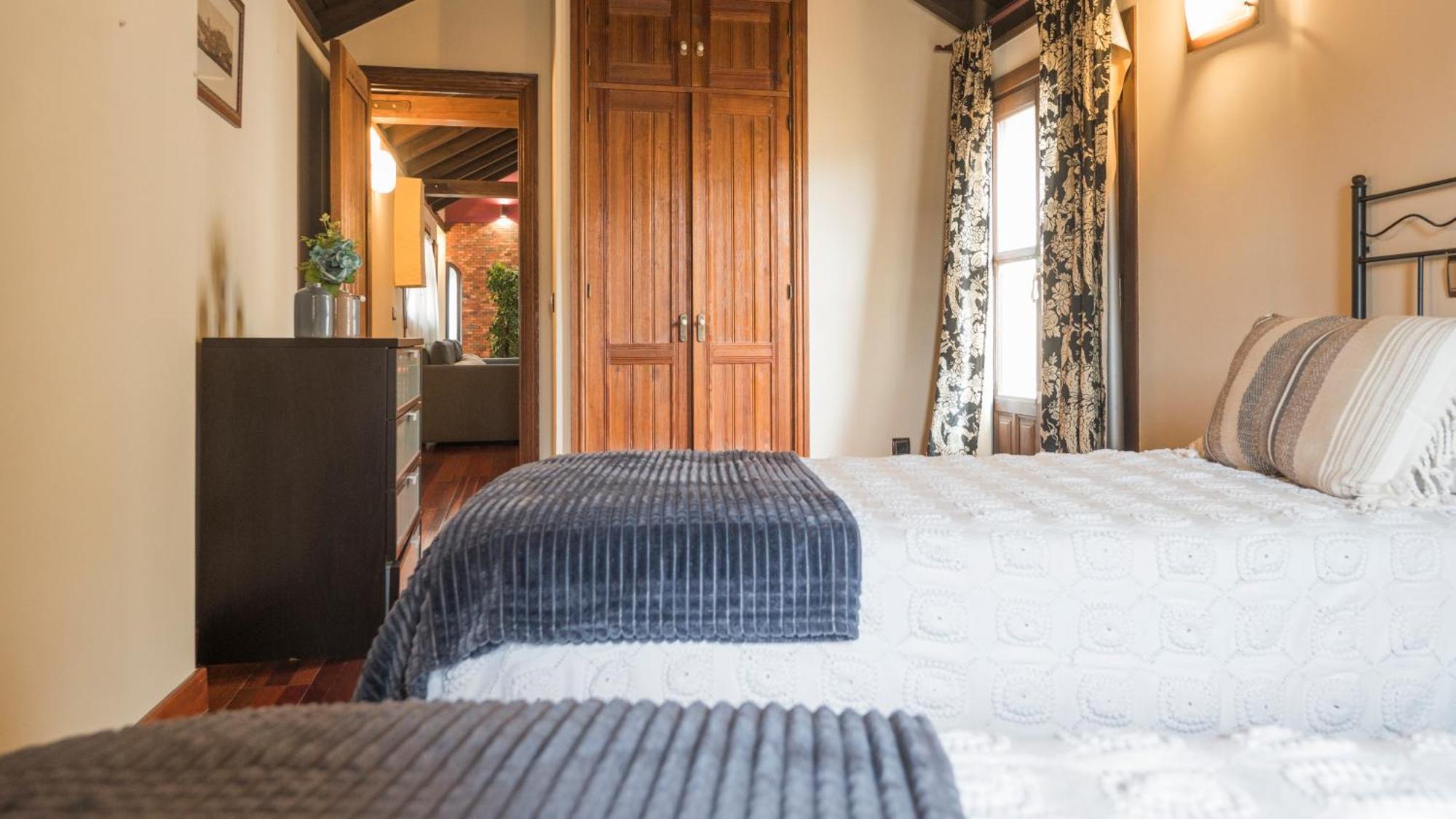 Apartamentos Las Teresitas Junto A La Catedral Toledo Værelse billede