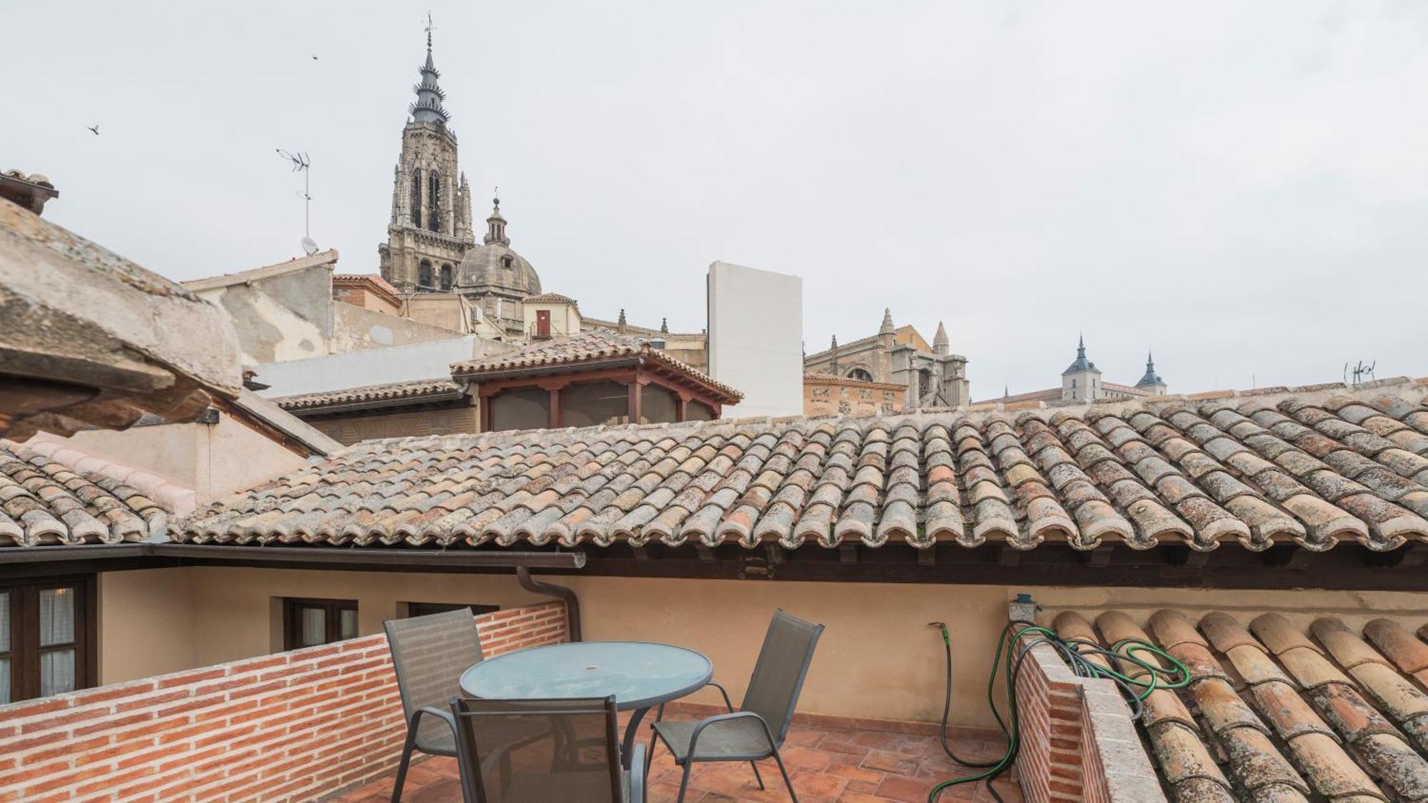 Apartamentos Las Teresitas Junto A La Catedral Toledo Værelse billede