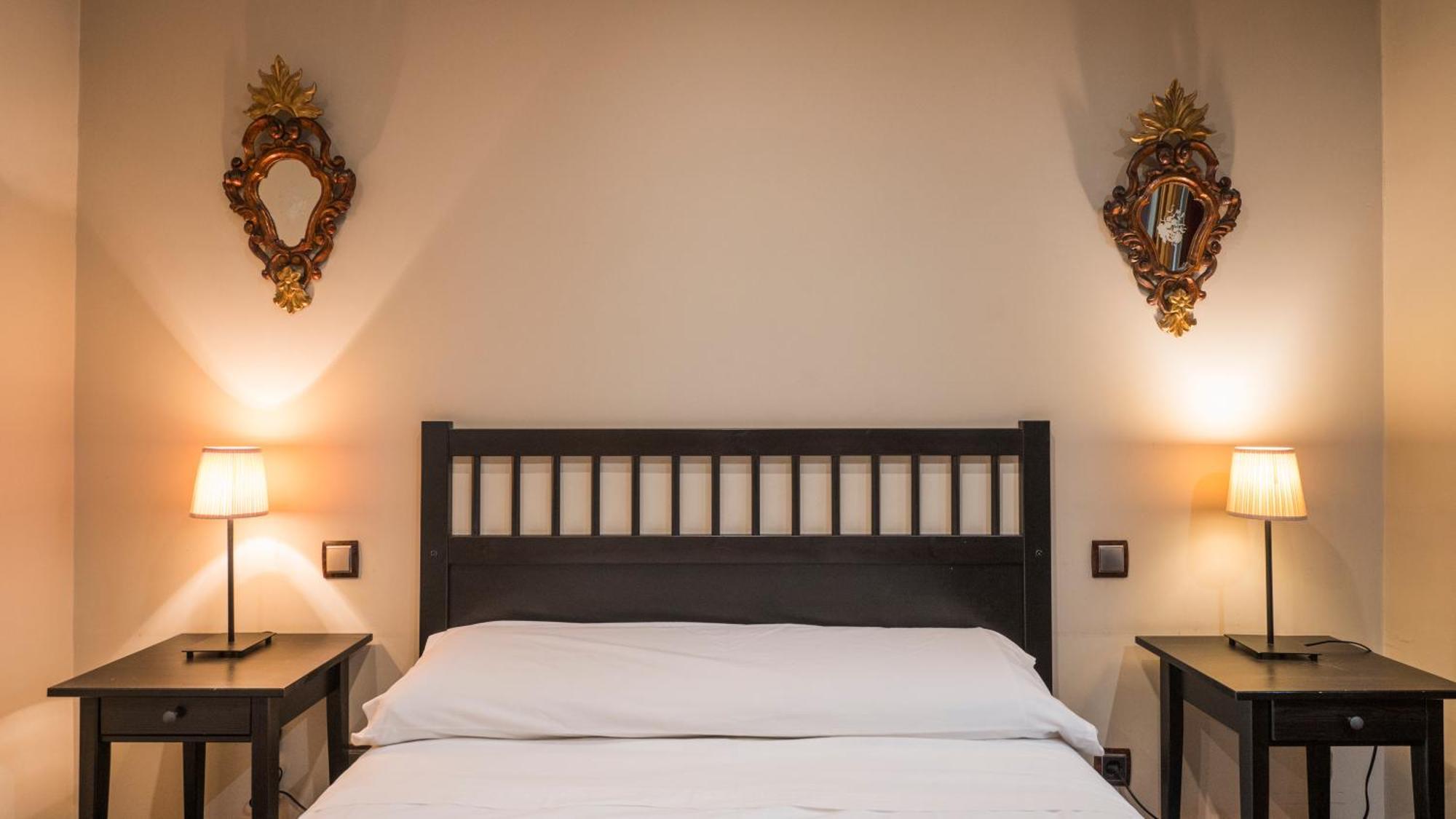 Apartamentos Las Teresitas Junto A La Catedral Toledo Værelse billede